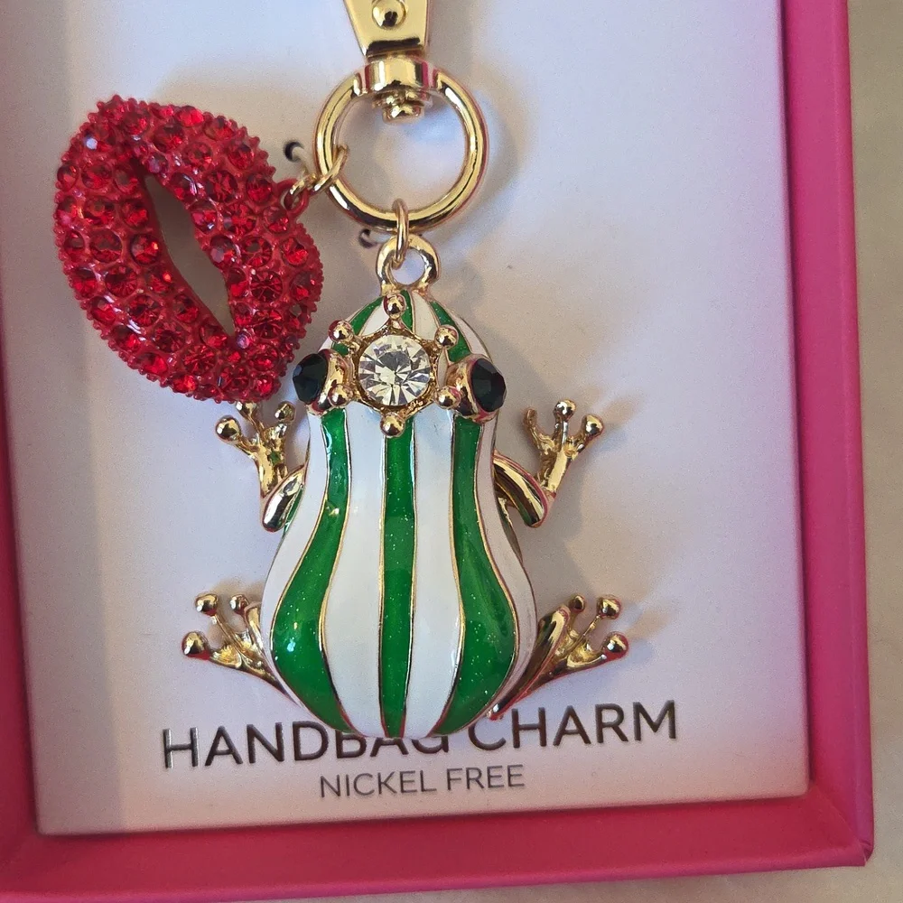 Green and White Frog Handbag Charm - Picture 2 of 2